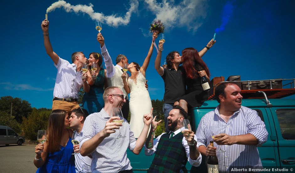 La boda de Joseba y Isabel en Lezama, Álava