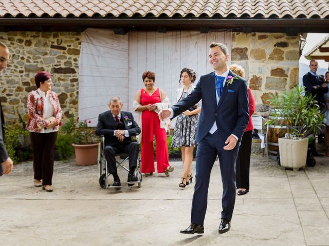 La boda de Aitor y Naiara en Larrabetzu, Vizcaya 25