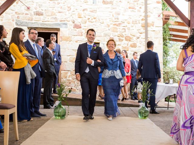 La boda de Aitor y Naiara en Larrabetzu, Vizcaya 30