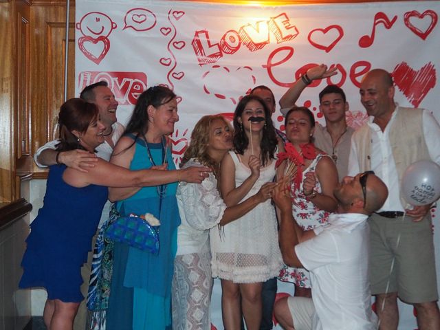 La boda de David y Lia en Padron, A Coruña 22