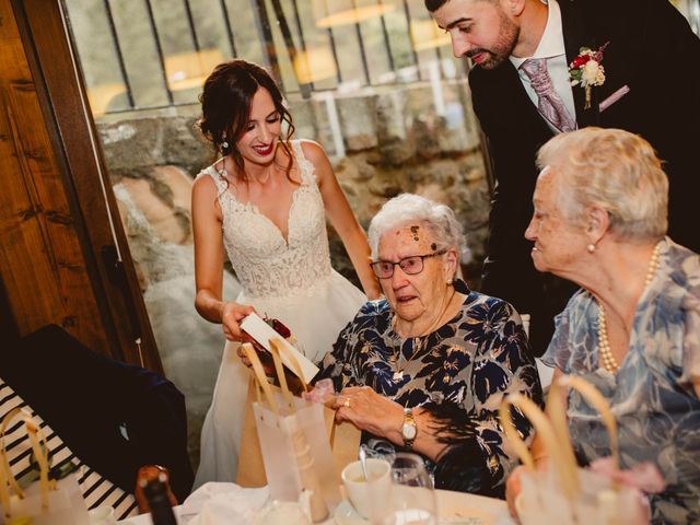 La boda de Guillermo y Garazi en Llodio, Álava 56