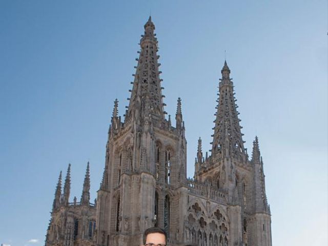 La boda de Alberto y Itciar en Burgos, Burgos 3