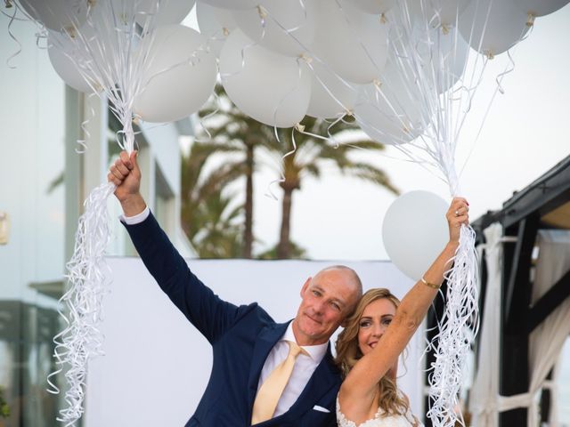La boda de Antonio y Mónica en Marbella, Málaga 69
