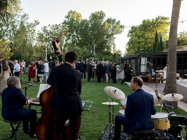 La boda de Mathieu y Camille en Sant Pere Pescador, Girona 64