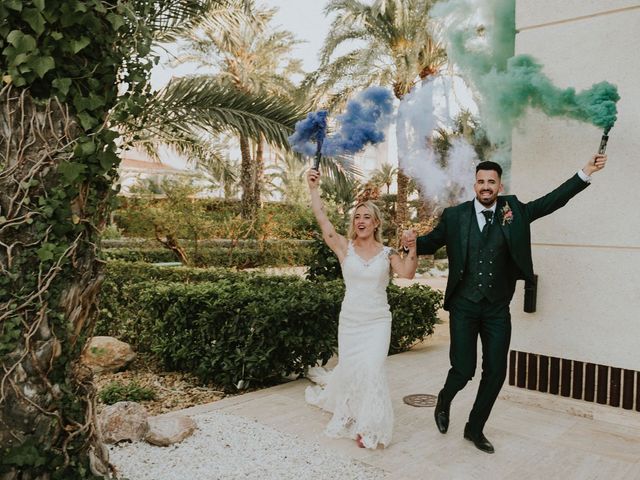 La boda de Carmen Gallardo Serrano y Miguel Ángel Paya Abadia en Elx/elche, Alicante 11