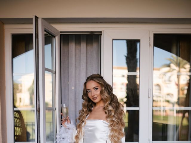 La boda de Luke y Olga en La Manga Del Mar Menor, Murcia 5