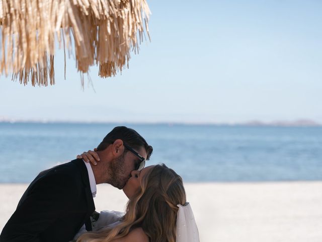 La boda de Luke y Olga en La Manga Del Mar Menor, Murcia 34