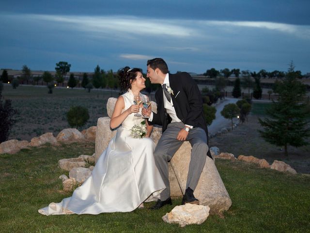 La boda de Javier y Belén en Tiedra, Valladolid 5