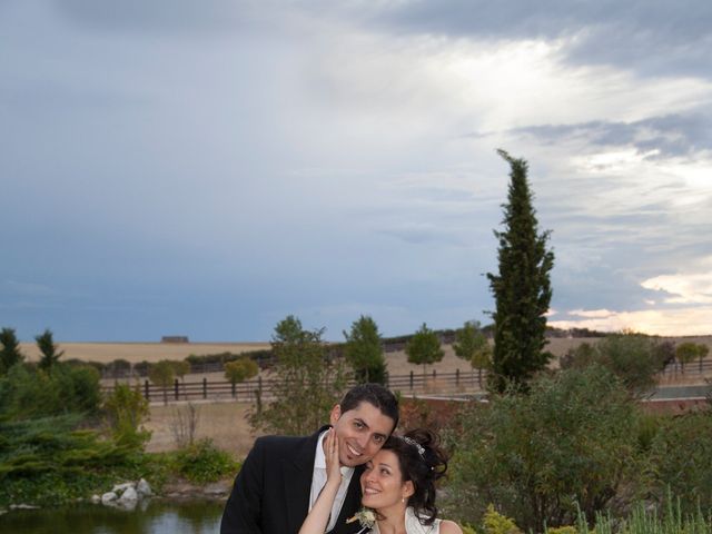 La boda de Javier y Belén en Tiedra, Valladolid 31