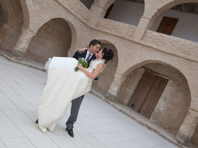 La boda de Javier y Belén en Tiedra, Valladolid 35