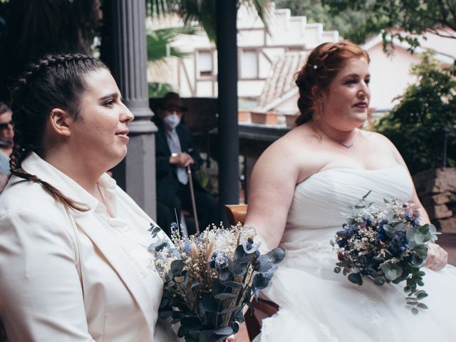 La boda de Núria y Clàudia en Vallirana, Barcelona 15