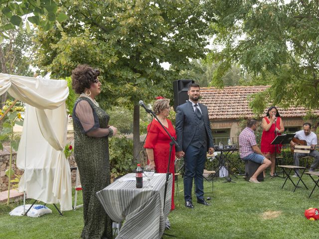 La boda de Rubén y Pedro en Hoyuelos, Segovia 28