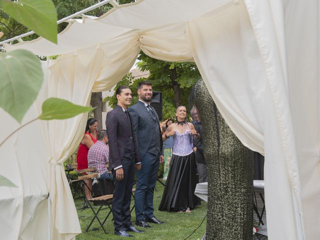 La boda de Rubén y Pedro en Hoyuelos, Segovia 35