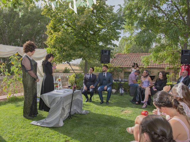 La boda de Rubén y Pedro en Hoyuelos, Segovia 50