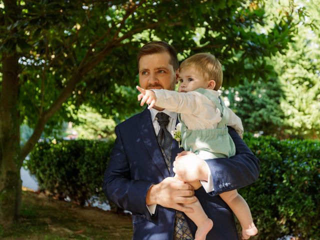 La boda de Adrián y Raquel en Redondela, Pontevedra 10