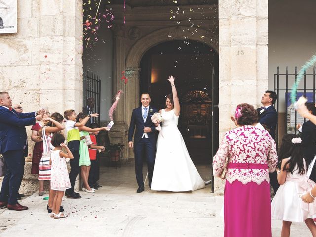 La boda de Victor y Elena en Los Santos De La Humosa, Madrid 25