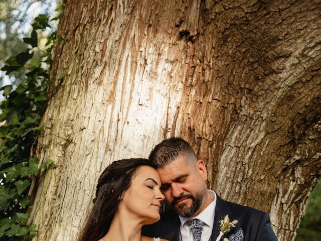 La boda de Agus y Isa en La Pobla De Claramunt, Barcelona 48