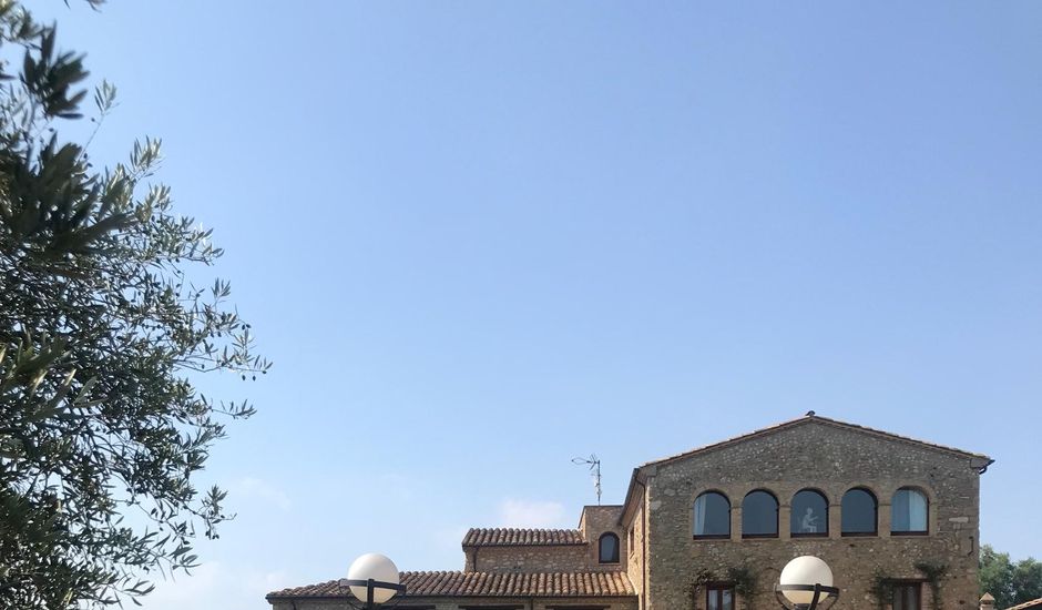 La boda de Jose y Clàudia en Pontos, Girona