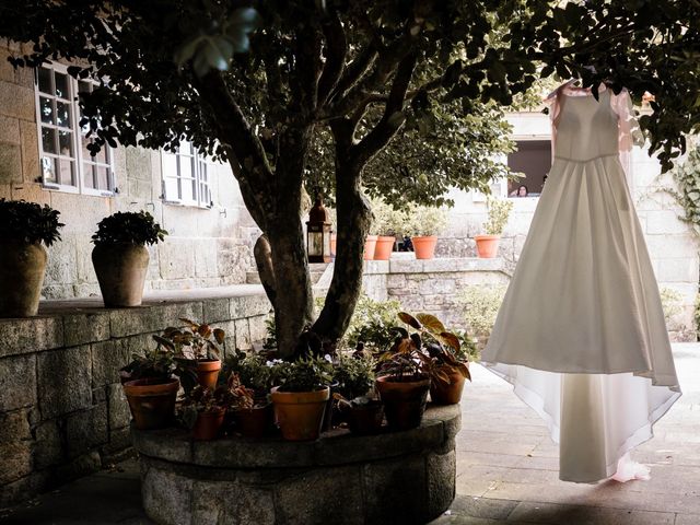 La boda de Eloy y Paula en Bueu (Meiro), Pontevedra 26