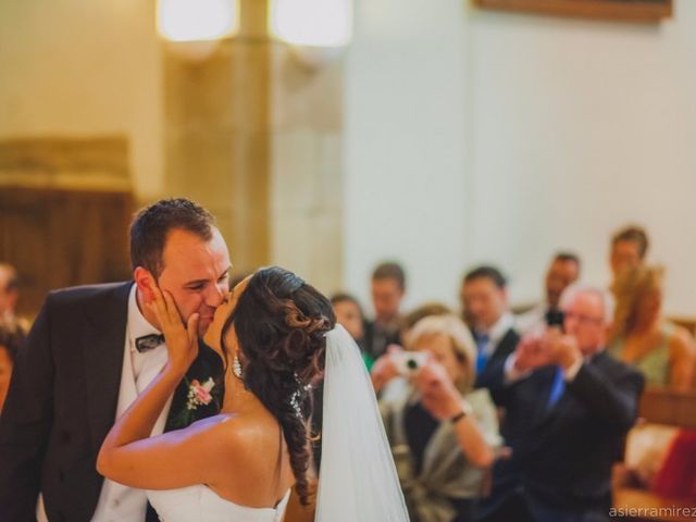 La boda de Julen y Naroa  en Hondarribia, Guipúzcoa 12