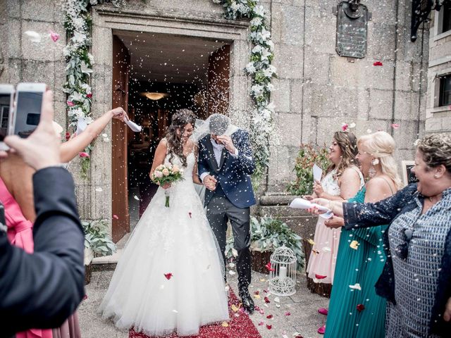 La boda de Manuel  y Alexia en Vigo, Pontevedra 11