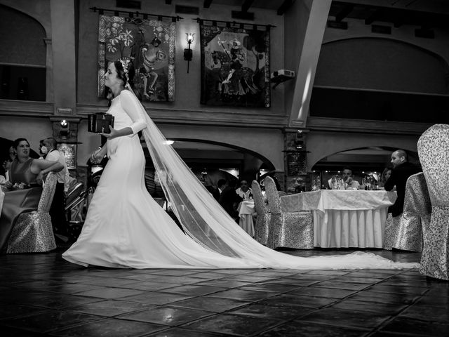La boda de Cristina y Juanmi en Montemayor, Córdoba 15