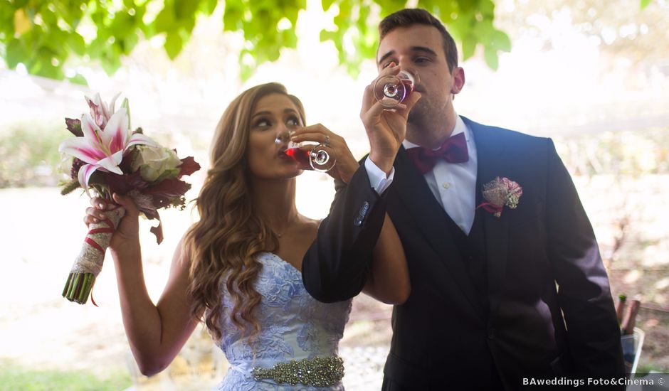 La boda de Adria y Gaby en Mira-sol, Barcelona