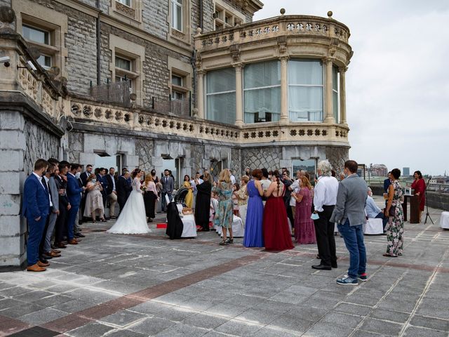 La boda de Iván y Iraide en Santurtzi, Vizcaya 16