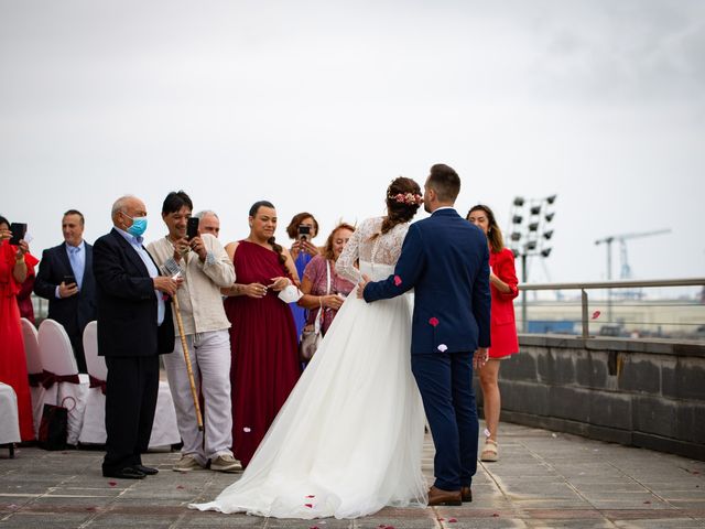 La boda de Iván y Iraide en Santurtzi, Vizcaya 26