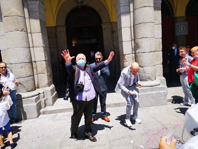 La boda de Roberto  y Oscar en Madrid, Madrid 4