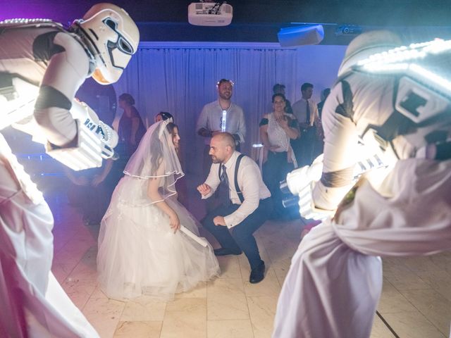 La boda de Roberto y Irene en Sant Fost De Campsentelles, Barcelona 23