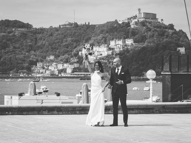 La boda de Ander y Lara en Donostia-San Sebastián, Guipúzcoa 17