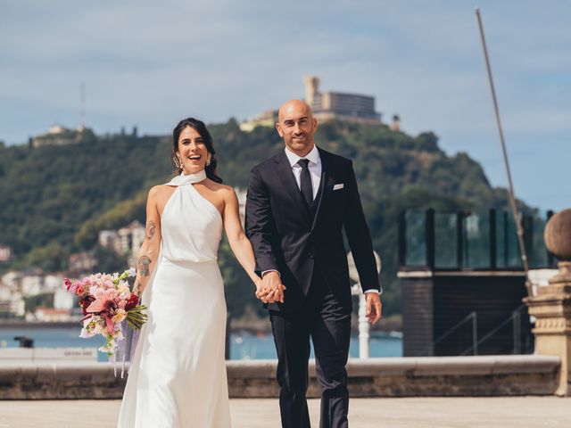 La boda de Ander y Lara en Donostia-San Sebastián, Guipúzcoa 22