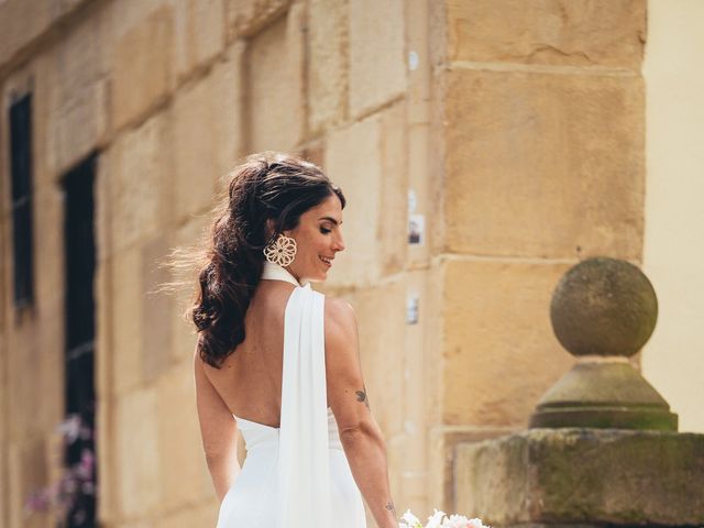 La boda de Ander y Lara en Donostia-San Sebastián, Guipúzcoa 34