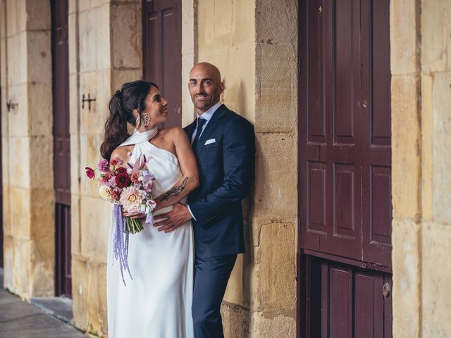 La boda de Ander y Lara en Donostia-San Sebastián, Guipúzcoa 44