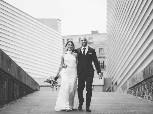 La boda de Ander y Lara en Donostia-San Sebastián, Guipúzcoa 53