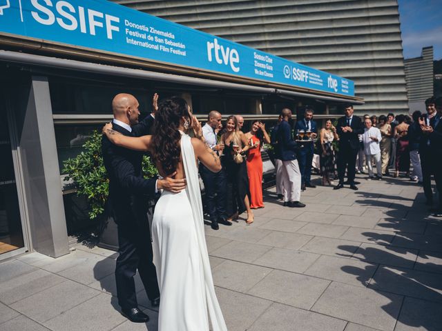 La boda de Ander y Lara en Donostia-San Sebastián, Guipúzcoa 54
