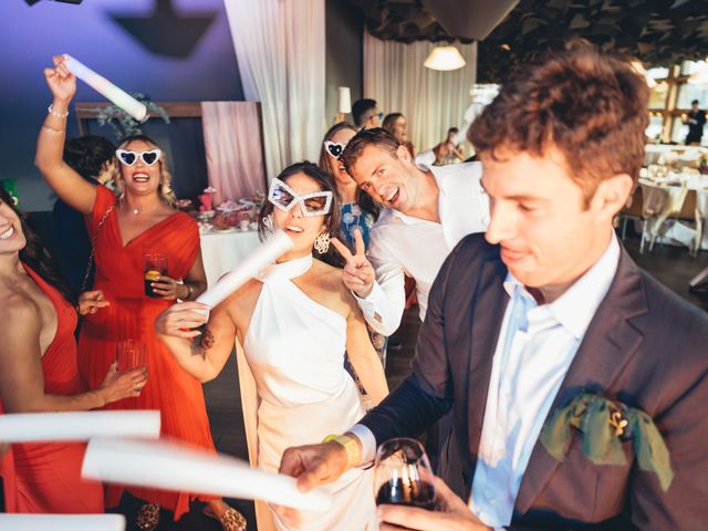 La boda de Ander y Lara en Donostia-San Sebastián, Guipúzcoa 81