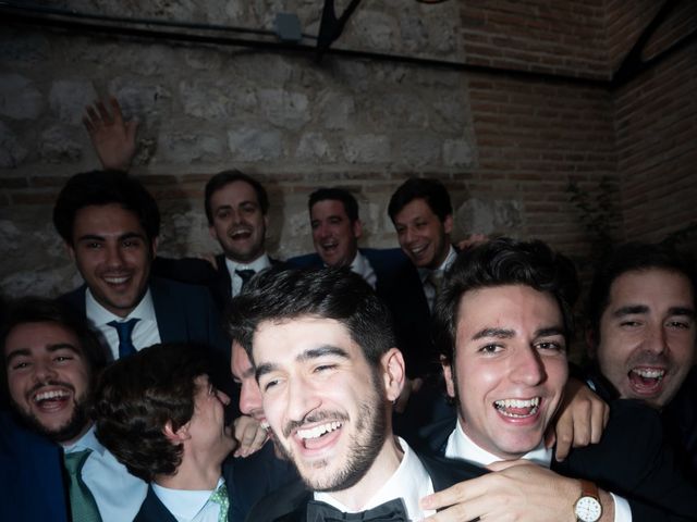 La boda de Marcos y Bruna en Chinchon, Madrid 26