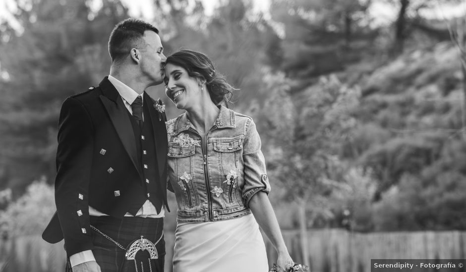 La boda de Marc y Estibaliz en Buñol, Valencia