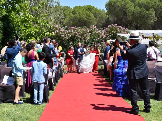 La boda de Ana y Adrian en Simancas, Valladolid 29
