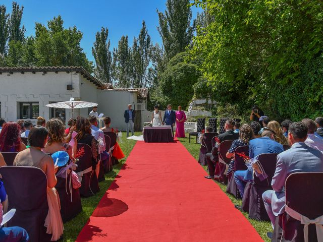 La boda de Ana y Adrian en Simancas, Valladolid 56