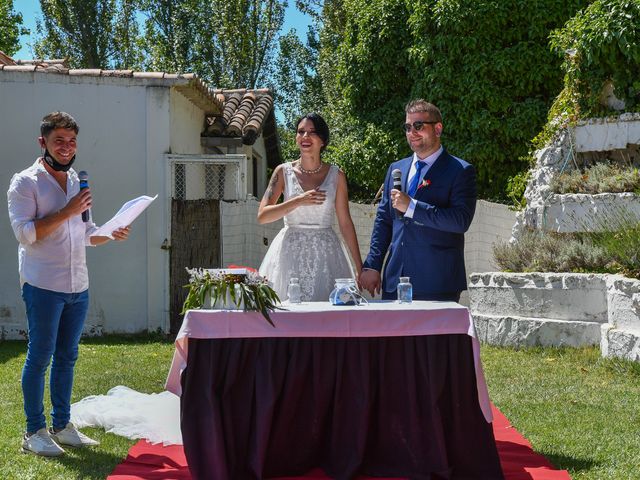 La boda de Ana y Adrian en Simancas, Valladolid 60