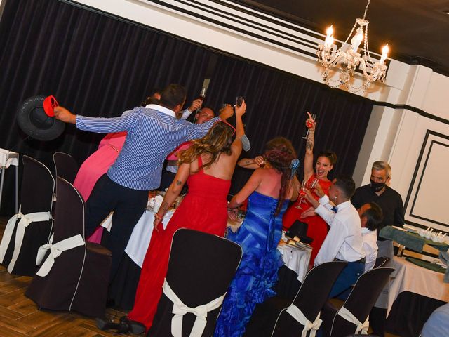 La boda de Ana y Adrian en Simancas, Valladolid 131