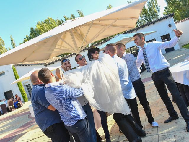 La boda de Ana y Adrian en Simancas, Valladolid 142