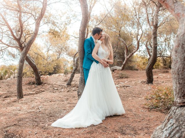 La boda de Daniele y Laura en La Riera De Gaia, Tarragona 703