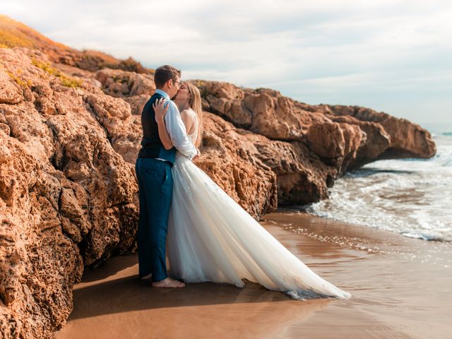 La boda de Daniele y Laura en La Riera De Gaia, Tarragona 721