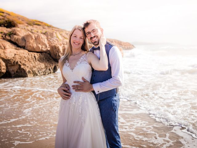 La boda de Daniele y Laura en La Riera De Gaia, Tarragona 730