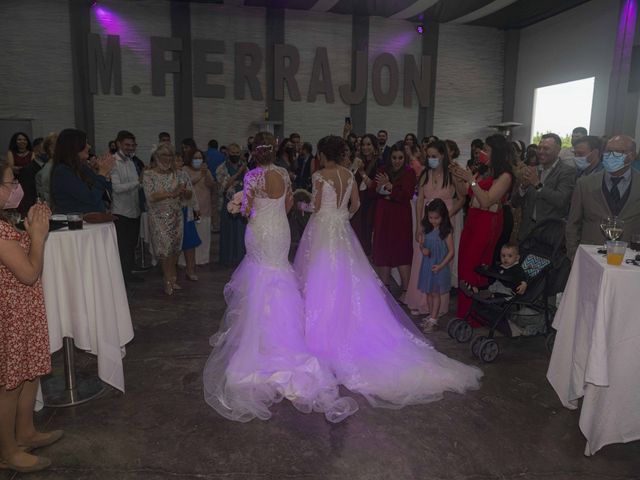 La boda de Carol y Rakel en Chiva, Valencia 8