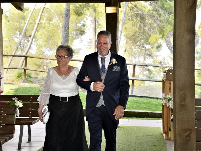 La boda de Josep y Dámaris en Terrassa, Barcelona 25